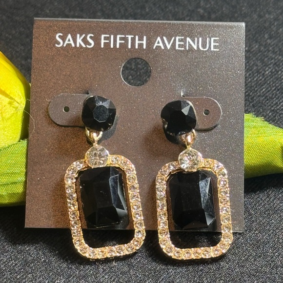 Saks Fifth Avenue Black Crystal Gold Statement Earrings 1.5in - Picture 4 of 9